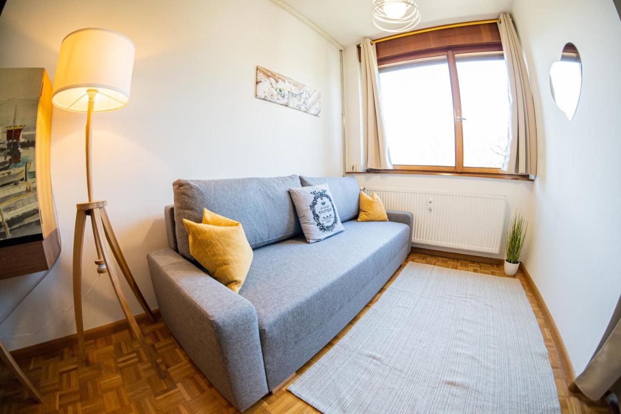 Flow Apartments Winkel Atelier Мерано Екстериор снимка